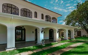 Pousada Vila Alto dos Pinhais